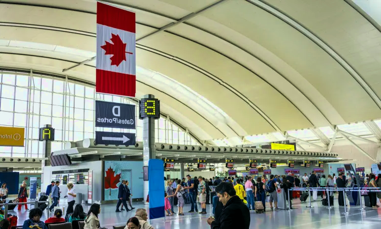 Toronto Pearson internasjonale lufthavn